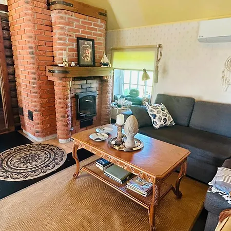 Nova Kuelalistemaja Saunaga * Vaisi